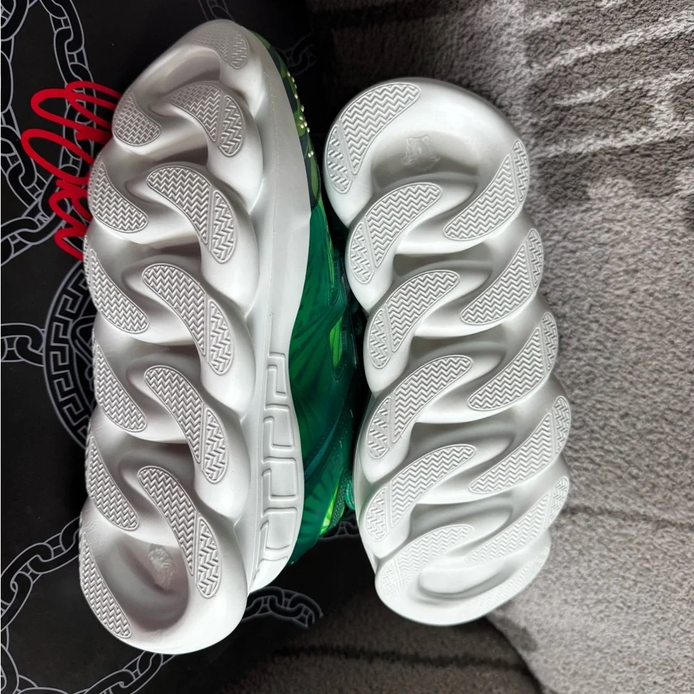 Versace x Concept chain reaction sneakers medusa greca green emerald 37.5 NWT - Picture 9 of 16